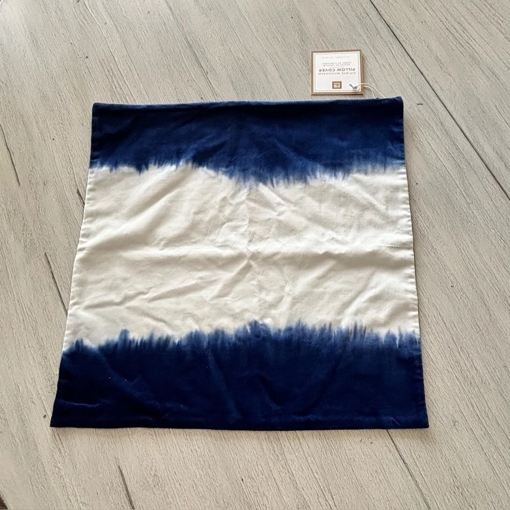 New POTTERY BARN TEEN Blue White Dip Dyed Velvet Square Pillow Cover 18” X 18”